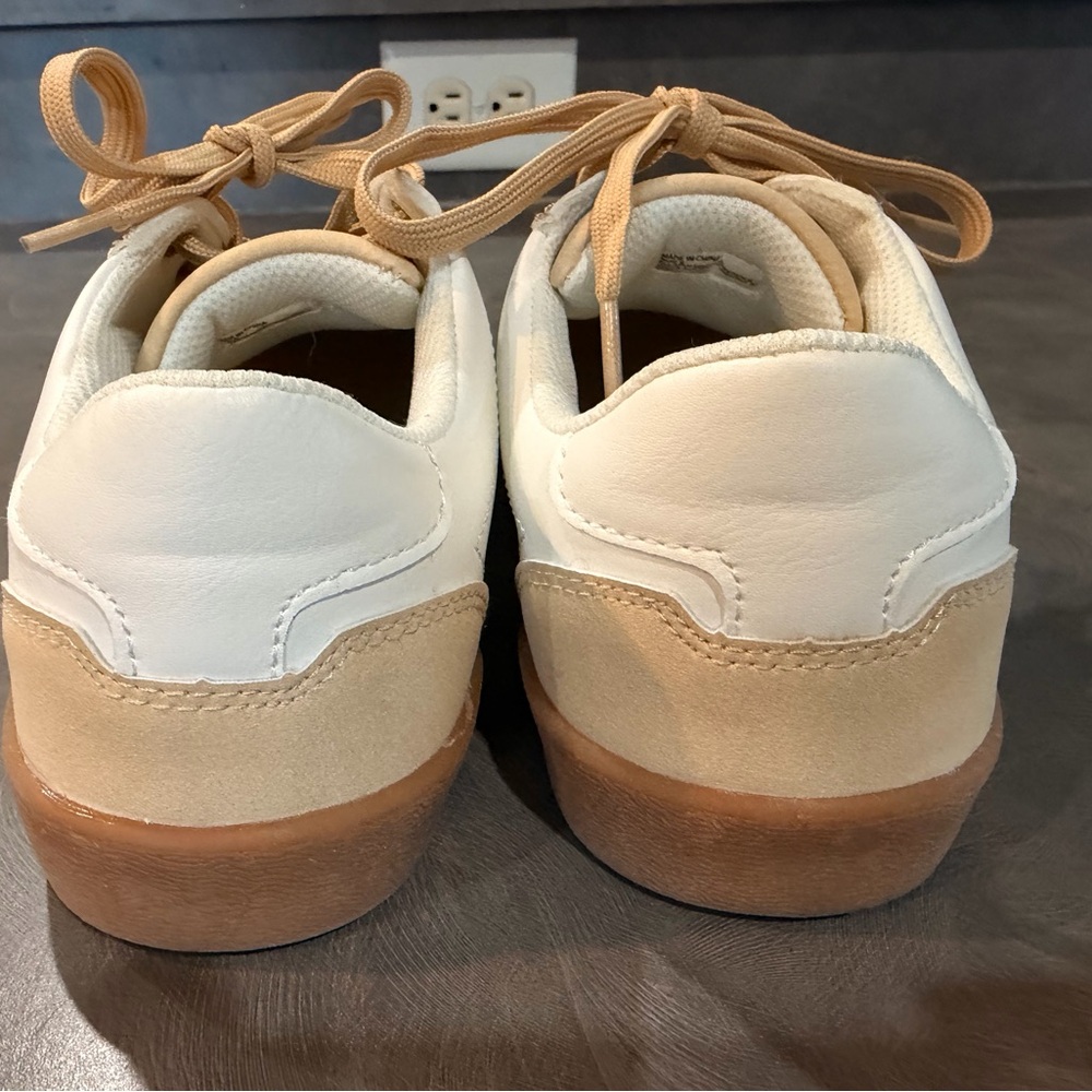 Serra White & Tan w Leopard Sneakers -NWOT - Picture 4 of 6